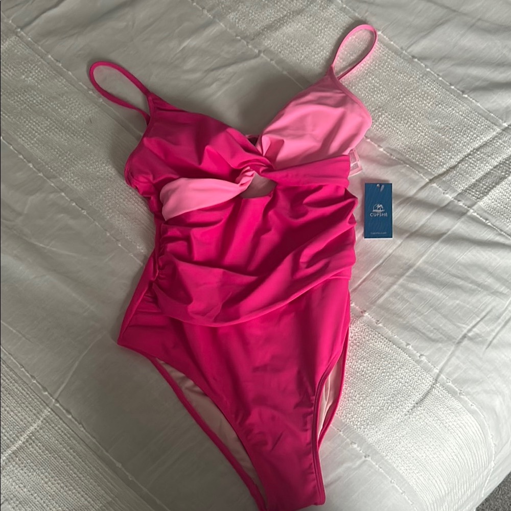 Cupshe Pink One Piece Swimsuit with Adjustable Straps